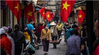 Quốc tế ca ngợi  Việt Nam vượt bão Covid-19 bằng những chính sách đúng đắn
