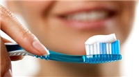 Một số loại hóa chất độc hại thường có trong kem đánh răng