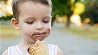 Kem ngọt và sô đa tàn phá gan của trẻ nhỏ