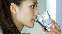 Những thời điểm uống nước "rước độc" vào cơ thể