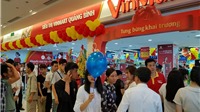 Cơn lốc quà tặng dịp khai trương Vinmart đầu tiên tại Quảng Bình