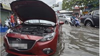 Sau đợt mưa lũ ở Sài Gòn, bảo hiểm đền bù thủy kích ô tô có "vỡ trận"?
