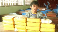 Bắt đối tượng đang mang 94.000 viên ma túy tổng hợp vào Việt Nam