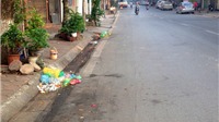 Hà Nội: Rác đầy phố vẫn không dễ xử phạt
