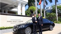 Dùng xe siêu sang Mercedes Maybach S600 chỉ để chở khách cho khách sạn 