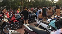 Đà Nẵng: Nắng nóng, người dân ùn ùn kéo nhau ra biển hạ nhiệt