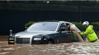 Kinh nghiệm mua ô tô cũ: 5 dấu hiệu của một chiếc xe đã bị ngập nước