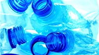 Cách nhanh nhất để phân biệt chai nhựa an toàn 