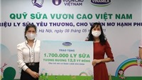 Vinamilk và Quỹ sữa Vươn cao Việt Nam trao tặng 1,7 triệu ly sữa cho trẻ em có hoàn cảnh khó khăn 