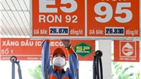 Giá xăng dầu quay đầu giảm nhẹ sau 4 lần tăng liên tiếp