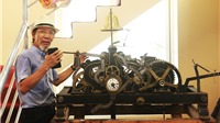 Cận cảnh chiếc đồng hồ cổ "có một không hai" tại Hà Nội