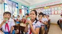 Sữa học đường đem cơ hội uống sữa cho trẻ em miền cao