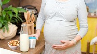 Pha sữa bầu đúng cách như thế nào để đảm bảo dưỡng chất