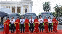 Vinbus khai trương tuyến buýt điện miễn phí E11 