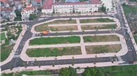 Giá đất nền Hà Nội "hạ nhiệt", giao dịch vẫn lao dốc: Ai đang "ôm hàng"? 