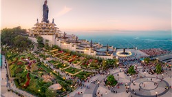 Núi Bà Đen chuẩn bị đón vị khách thứ 5 triệu trong tháng 11 