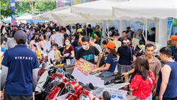 Nhiều người dân Thủ đô sẵn sàng “đổi xăng lấy điện” cùng VinFast 
