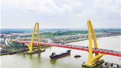 Vingroup thông xe Cầu Hoàng Gia - Biểu tượng phát triển mới phía Đông Bắc