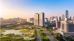 Người sử dụng đất phải nộp tiền bổ sung do chưa xác định giá đất là bất hợp lý 