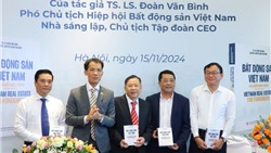  TS. LS. Đoàn Văn Bình ra mắt cuốn sách “BĐS Việt Nam với người nước ngoài"