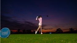 Giải mã sức hút của trải nghiệm golf đêm tại Phú Quốc 