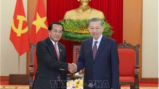 Ưu tiên cao nhất phát triển quan hệ Việt Nam - Lào