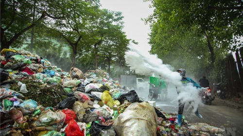 Đề xuất nhiều giải pháp cấp bách giải quyết tồn tại ở bãi rác Nam Sơn