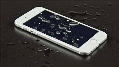 Cách xử lý khi điện thoại smartphone rơi vào nước