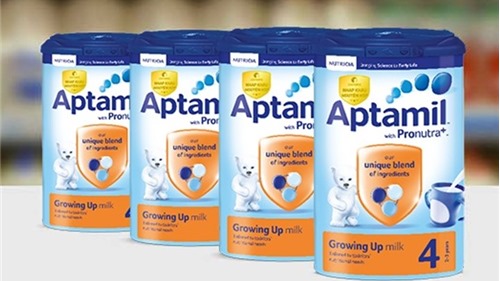 So sánh sữa bột Aptamil Anh với Aptamil Đức