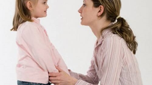 7 phương pháp xử trí khi trẻ phạm lỗi cha me tuyệt đối không nên làm