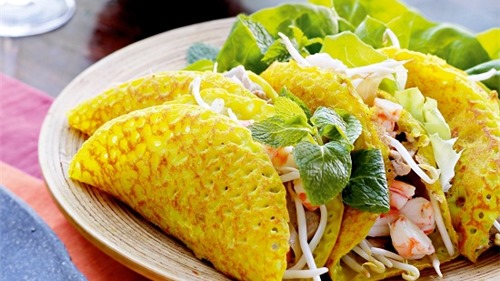Bánh xèo Việt Nam lọt top 10 món ăn đường phố đáng thử nhất Thế Giới