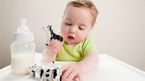 Mẹo dùng sữa tươi đúng cách cho trẻ mẹ cần biết