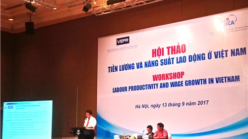 Việt Nam tăng trưởng tiền lương nhanh hơn năng suất lao động