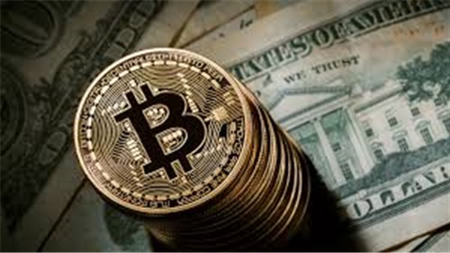Bitcoin lần đầu tiên vượt mốc 10.000 USD