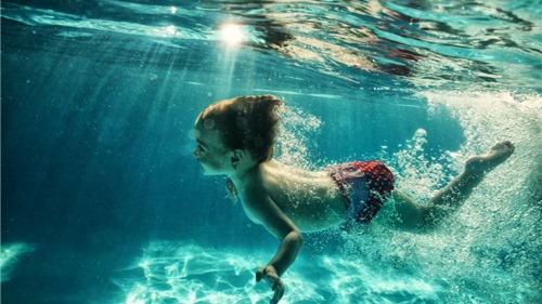 Những phương pháp phòng tránh đuối nước ở trẻ khi đi bơi ngày hè