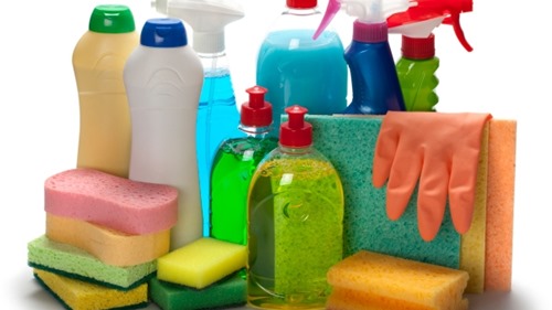 Hóa chất tẩy rửa ảnh hưởng đến sức khỏe như thế nào?