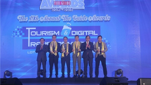 Cầu Vàng Đà Nẵng được The Guide Awards vinh danh