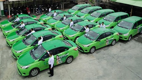 Hà Nội: Taxi sắp không phải mặc đồng phục, quản số lượng?