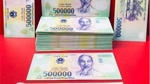 Phong bao lì xì in hình tờ tiền Việt Nam đang ‘hot’ xuân Kỷ Hợi: Có vi phạm pháp luật?