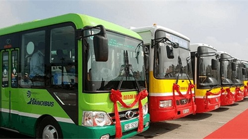 Hà Nội mở thêm 2 tuyến buýt phục vụ du khách đi chùa Hương