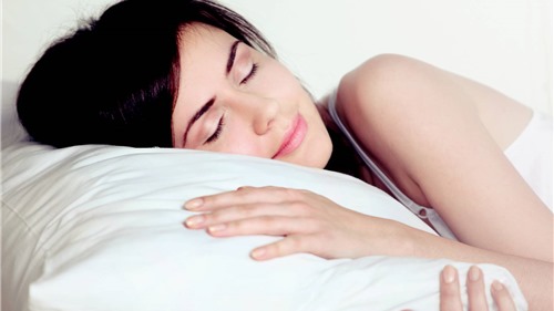 Ngủ bù vào cuối tuần có tốt cho sức khoẻ: Câu trả lời bất ngờ từ các chuyên gia