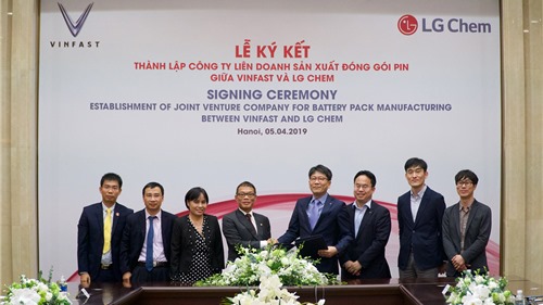 Vinfast và LG Chem hợp tác thành lập liên doanh sản xuất pin