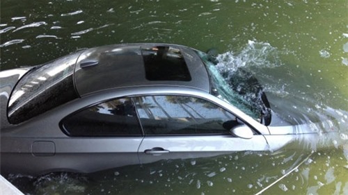 Kỹ sư Lê Văn Tạch tiết lộ cách thoát khỏi xe ô tô bị chìm trong nước nhanh và an toàn nhất