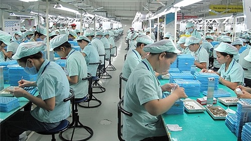 BHXH Việt Nam hướng dẫn điều chỉnh lương hưu đối với lao động nữ