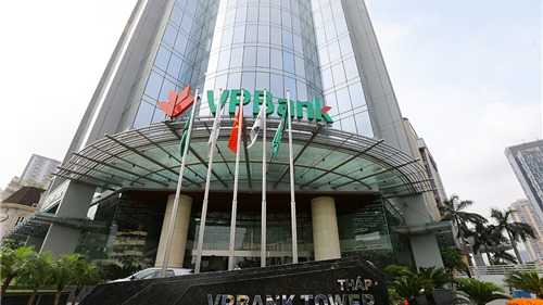 VPBank lọt top 10 doanh nghiệp tư nhân lớn nhất Việt Nam năm 2018
