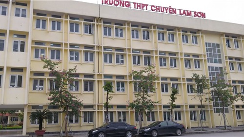 Trường THPT chuyên Lam Sơn (Thanh Hóa): Biến nhà thi đấu đa năng thành nơi kinh doanh