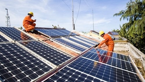 Thay đổi chính sách giá điện mặt trời