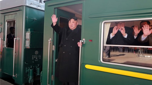 Chủ tịch Kim Jong-un đến Việt Nam: "Hành trình vĩ đại của lòng yêu nước"