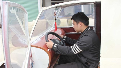 Chiếc bán tải tự chế 2 chỗ ngồi của chàng cơ khí miền núi Nghệ An