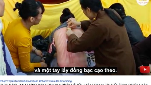 Clip bà Phạm Thị Yến chùa Ba Vàng dạy chữa đau lưng, cổ gáy bằng vỗ dầu hoả khiến bác sĩ &#39;cực kỳ ngạc nhiên&#39;